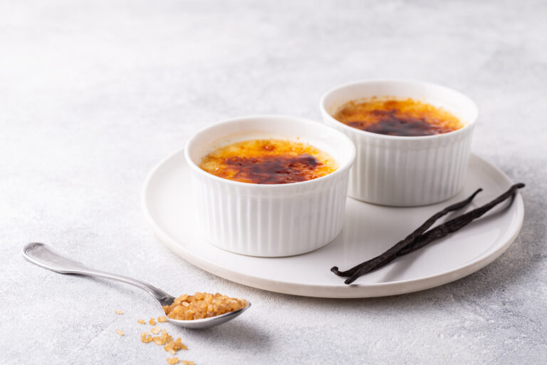 Crème brulée avec la vanille